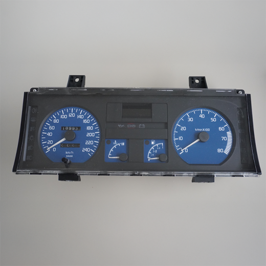 Compteur renault williams - 700x700